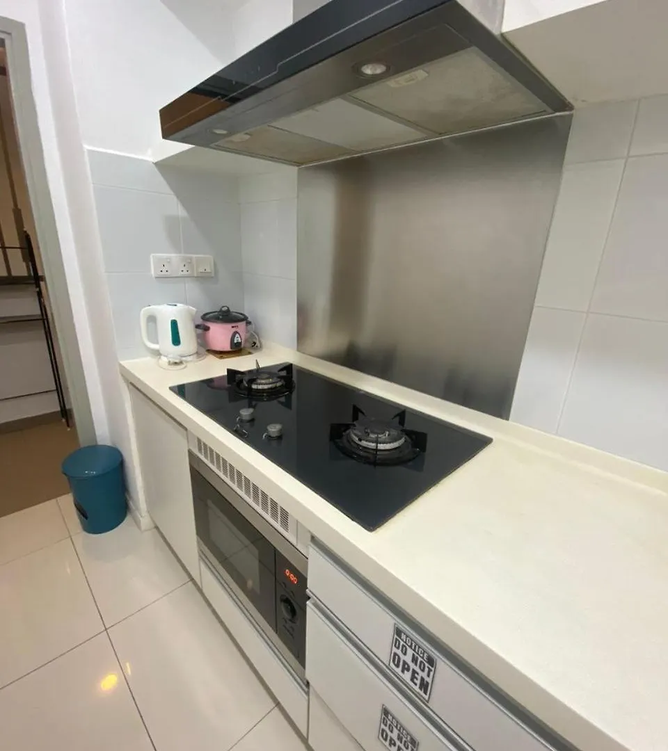 Hs Homestay Sutera Avenue And Gleneagles Kk Kota Kinabalu 0*,
